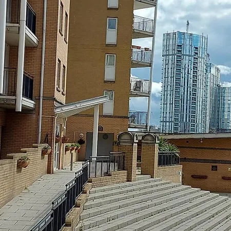 Great For Break Free Wifi Apartment London Exterior photo
